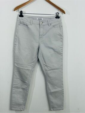 d.jeans Light Gray Denim Jeans Size 6 Mid Rise Stretch 5 Pocket Stretch Casual